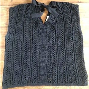 Loft adorable, soft summer sweater top, with tie in back, size xl